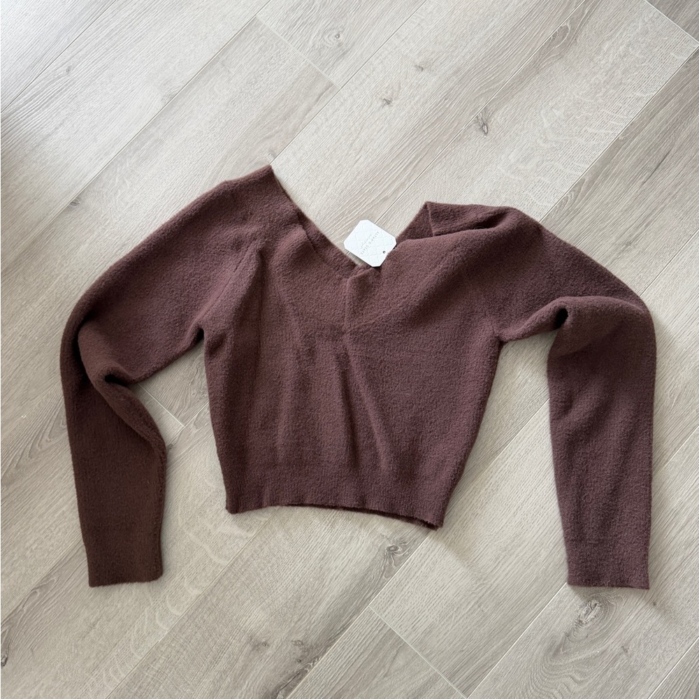 NWT Altar'd State Brown Cropped V-Neck Boucle Sweater Size L $72 Retail